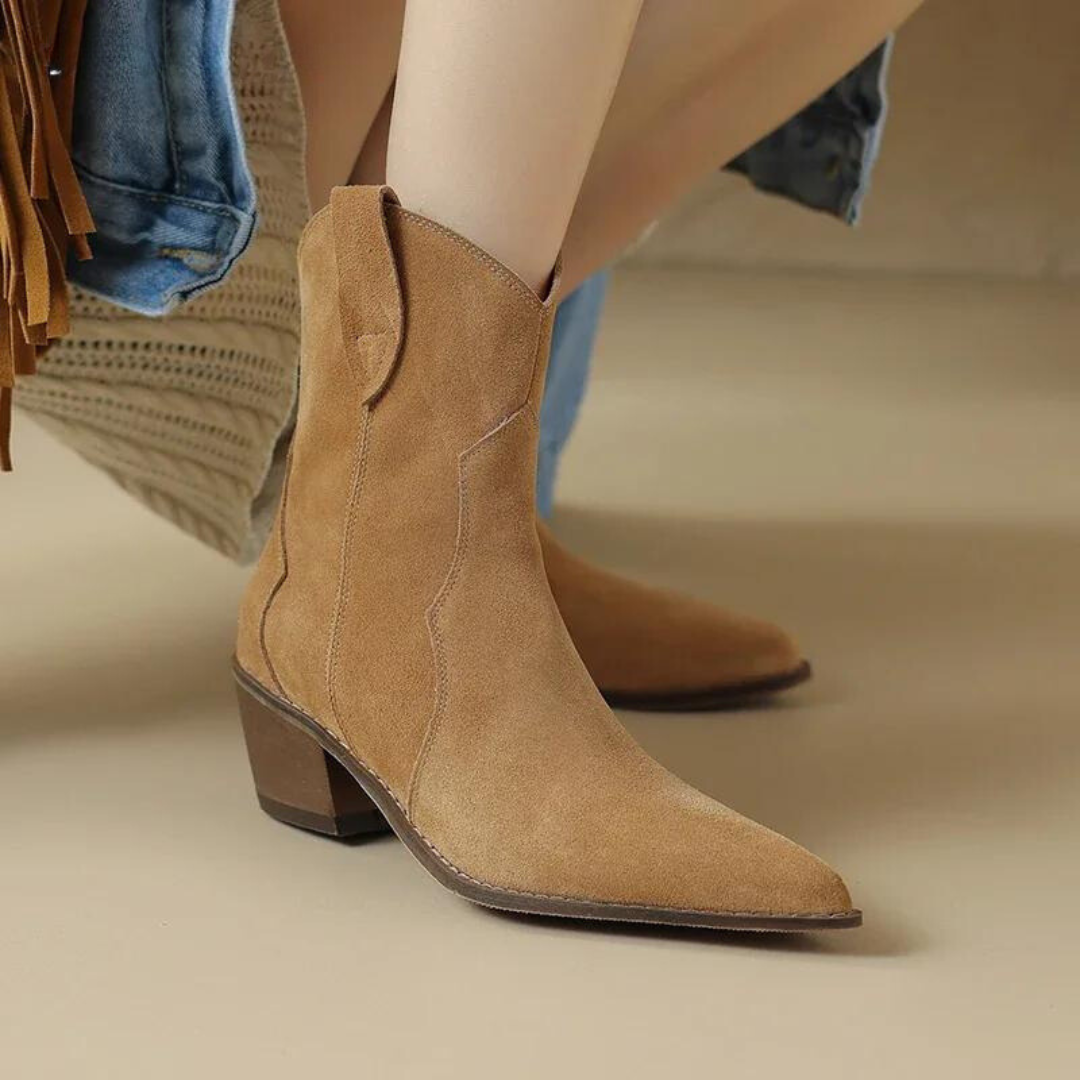 Kaeli- Chelsea-Boots