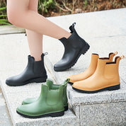 Christina - Dames Regenlaarzen – Waterdichte Enkelhoge Boots, Antislip en Modieus